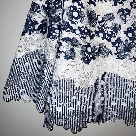 Chico’s Striped Floral Printed Lace Top Blouse Sz Small Petite - Picture 3 of 7